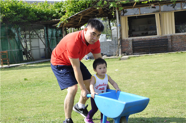 蹒跚学步的宝贝也来啦